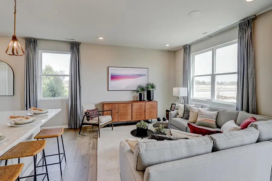 320 Kingsport Drive, South Elgin, IL 60177 - Image #3