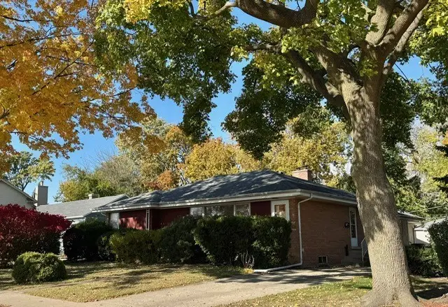 714 E Thacker Street, Des Plaines, IL 60016 - Image #2