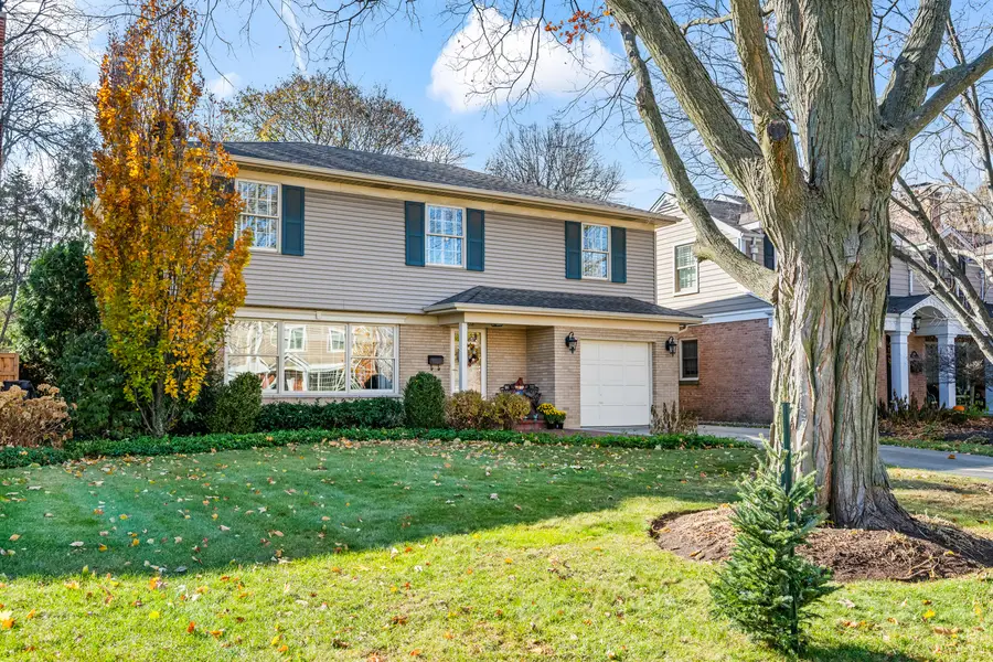 428 S Banbury Road, Arlington Heights, IL 60005 - Image #2