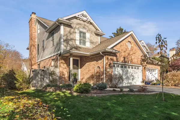 320 Washington Street, Barrington, IL 60010