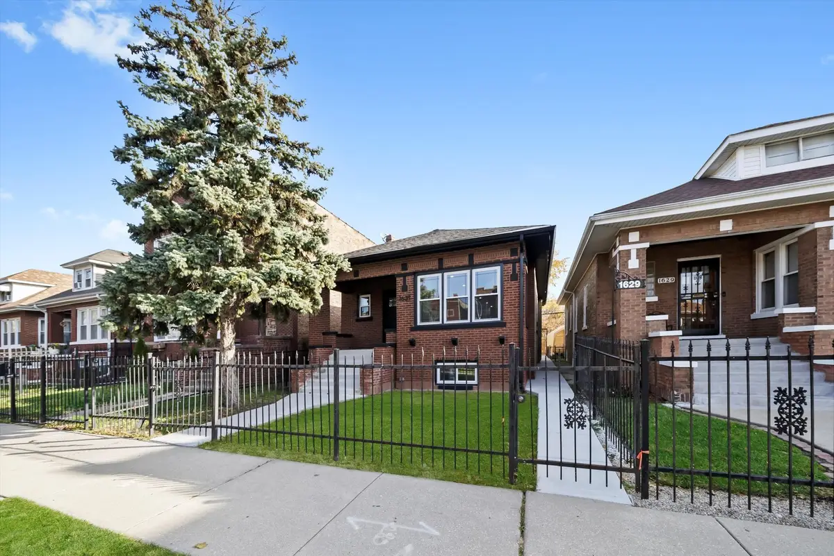 1631 N Parkside Avenue, Chicago, IL 60639 - Image #1