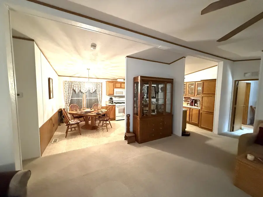 2073 Sunset Lane, Belvidere, IL 61008 - Image #3