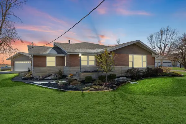 1271 E 500 North Road, Cissna Park, IL 60924