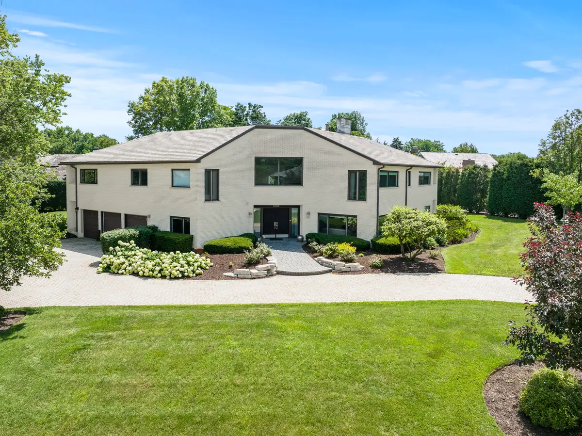 1912 Midwest Club Parkway, Oak Brook, IL 60523 - Image #1