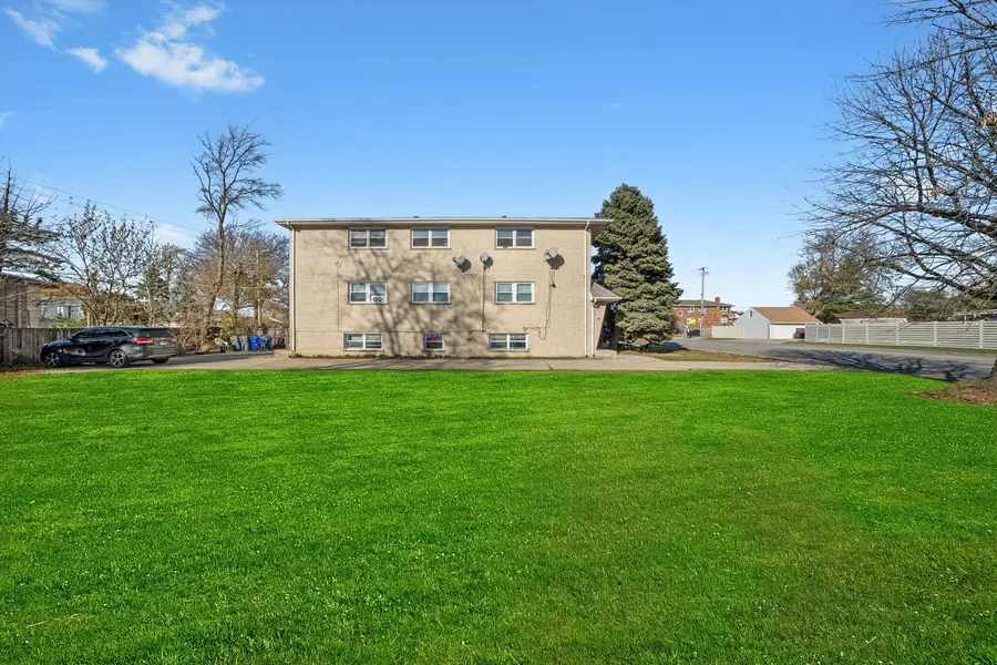 4552 Prescott Avenue, Lyons, IL 60534 - Image #3