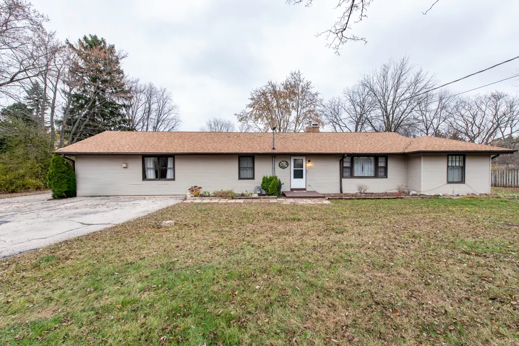 35861 N Fuller Road, Gurnee, IL 60031 - Image #1