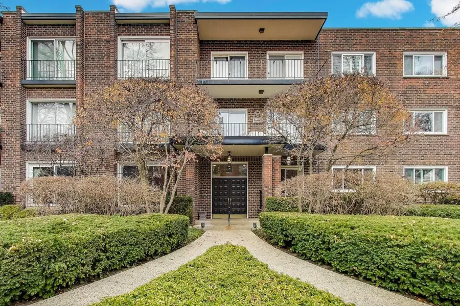 140 Franklin Place E #207, Lake Forest, IL 60045 - Image #3