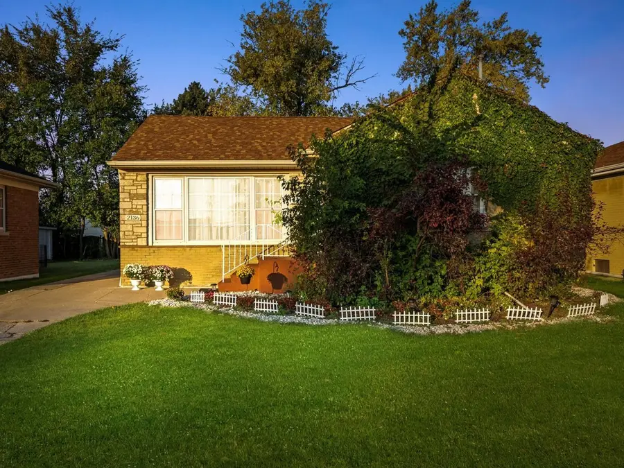 2136 Bristol Avenue, Westchester, IL 60154 - Image #2
