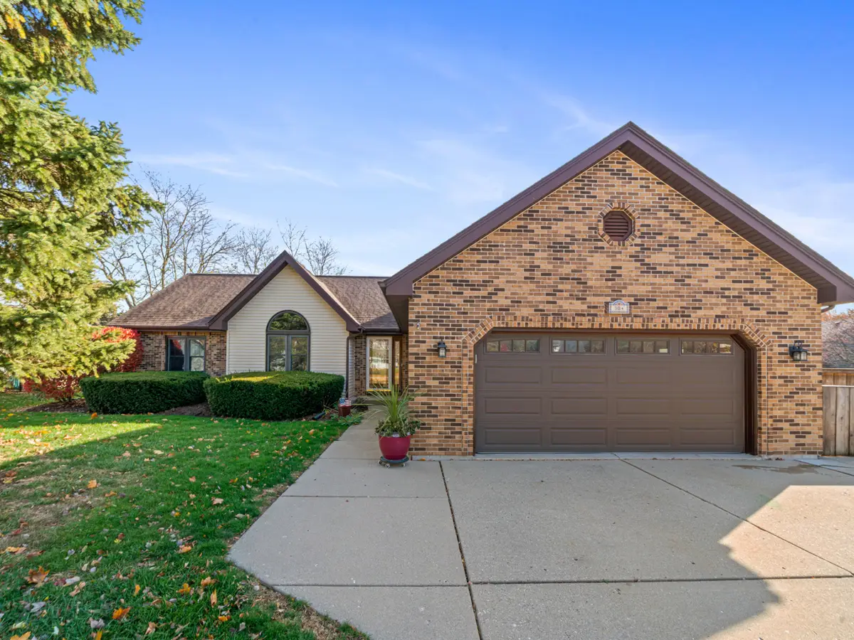 304 Sanders Court, Yorkville, IL 60560 - Image #1