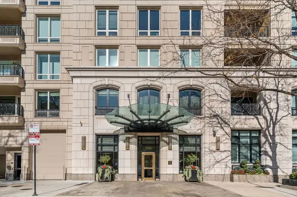 840 N Lake Shore Drive #603, Chicago, IL 60611