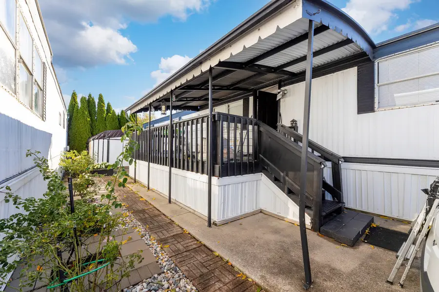 9001 S Cicero Avenue #227, Oak Lawn, IL 60453 - Image #2