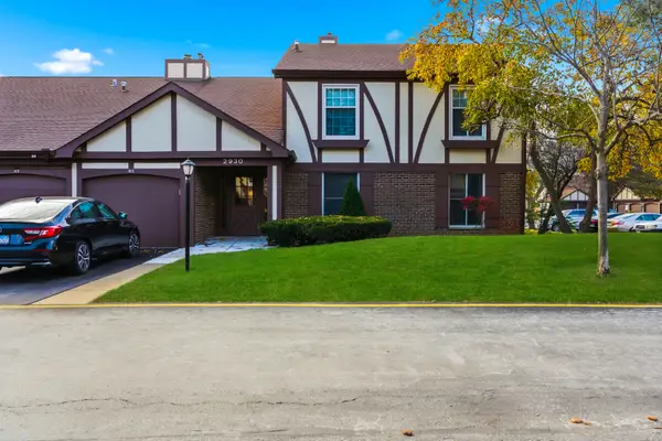 2930 Northampton Drive #A2, Rolling Meadows, IL 60008