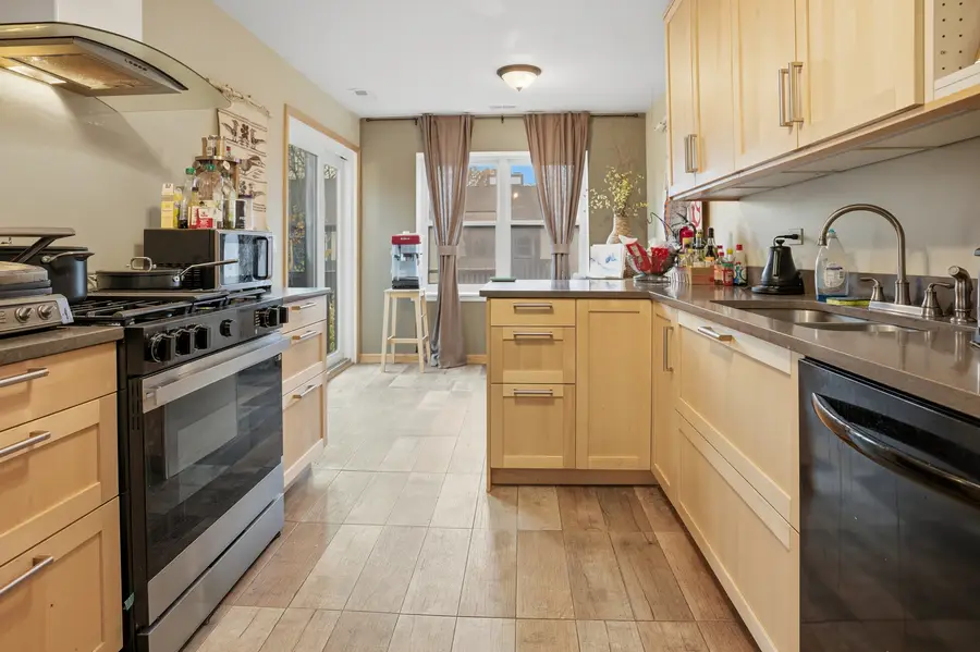 2930 Northampton Drive #A2, Rolling Meadows, IL 60008 - Image #2