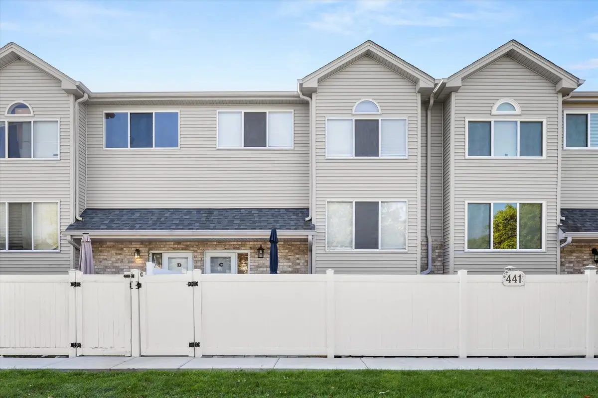 441 Park Ridge Lane #C, Aurora, IL 60504 - Image #1