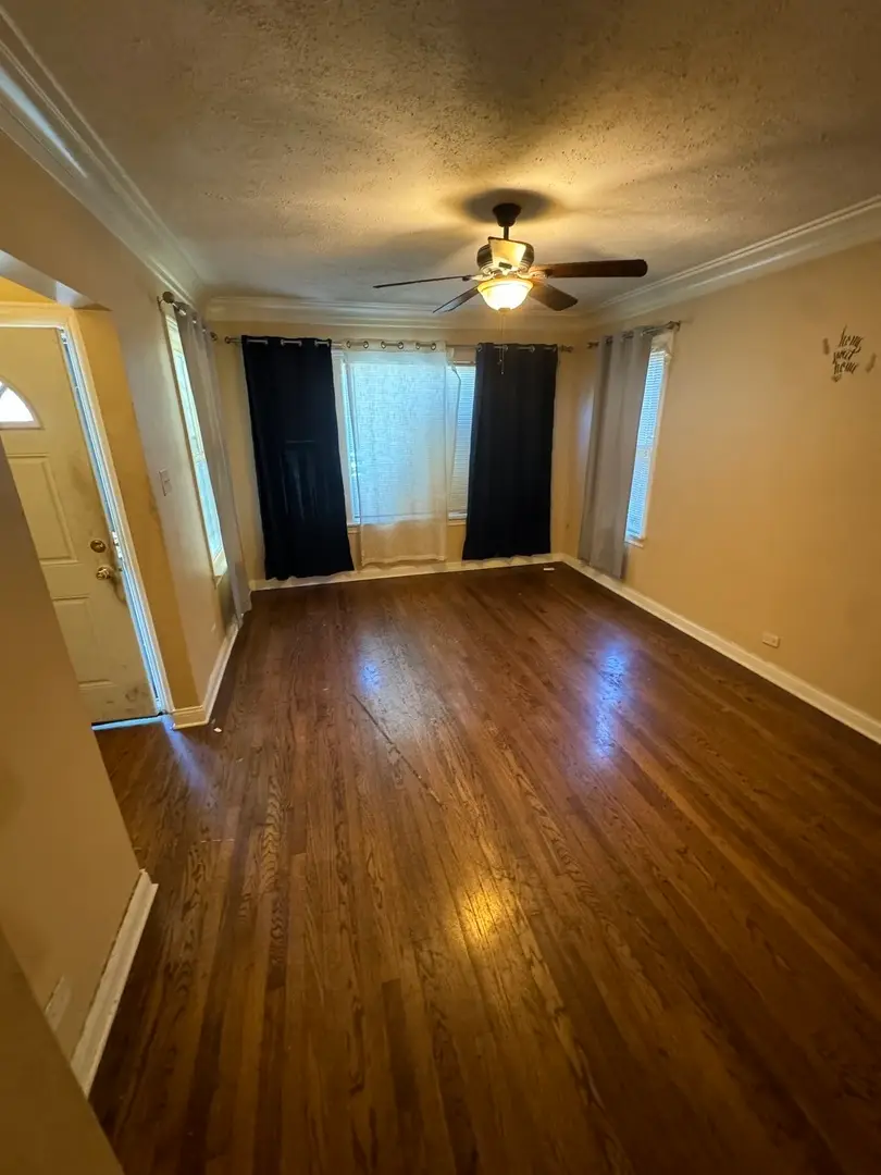 10806 S Eggleston Avenue, Chicago, IL 60628 - Image #2