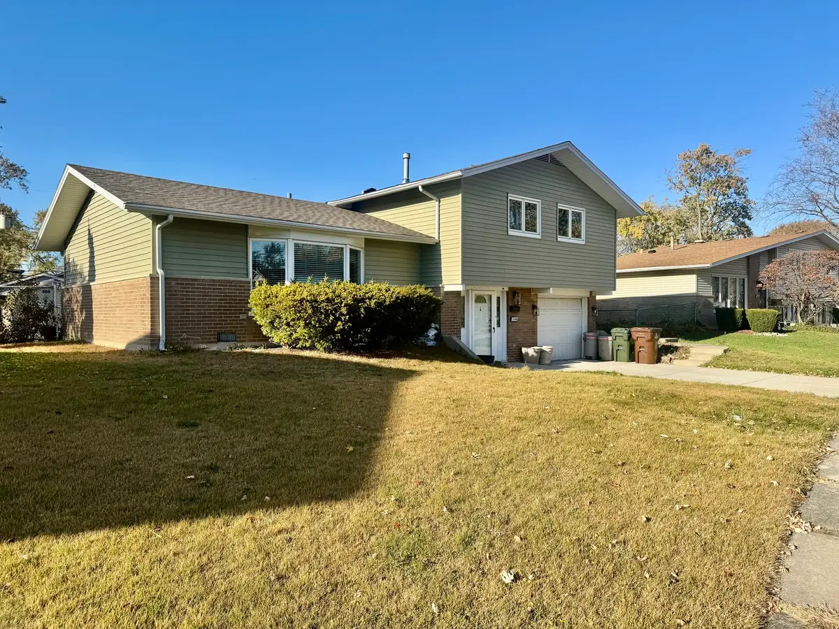 5700 La Palm Drive, Oak Forest, IL 60452 - Image #1