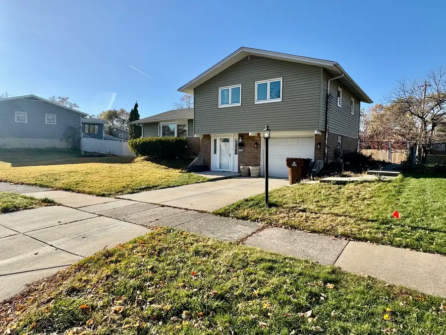 5700 La Palm Drive, Oak Forest, IL 60452 - Image #3