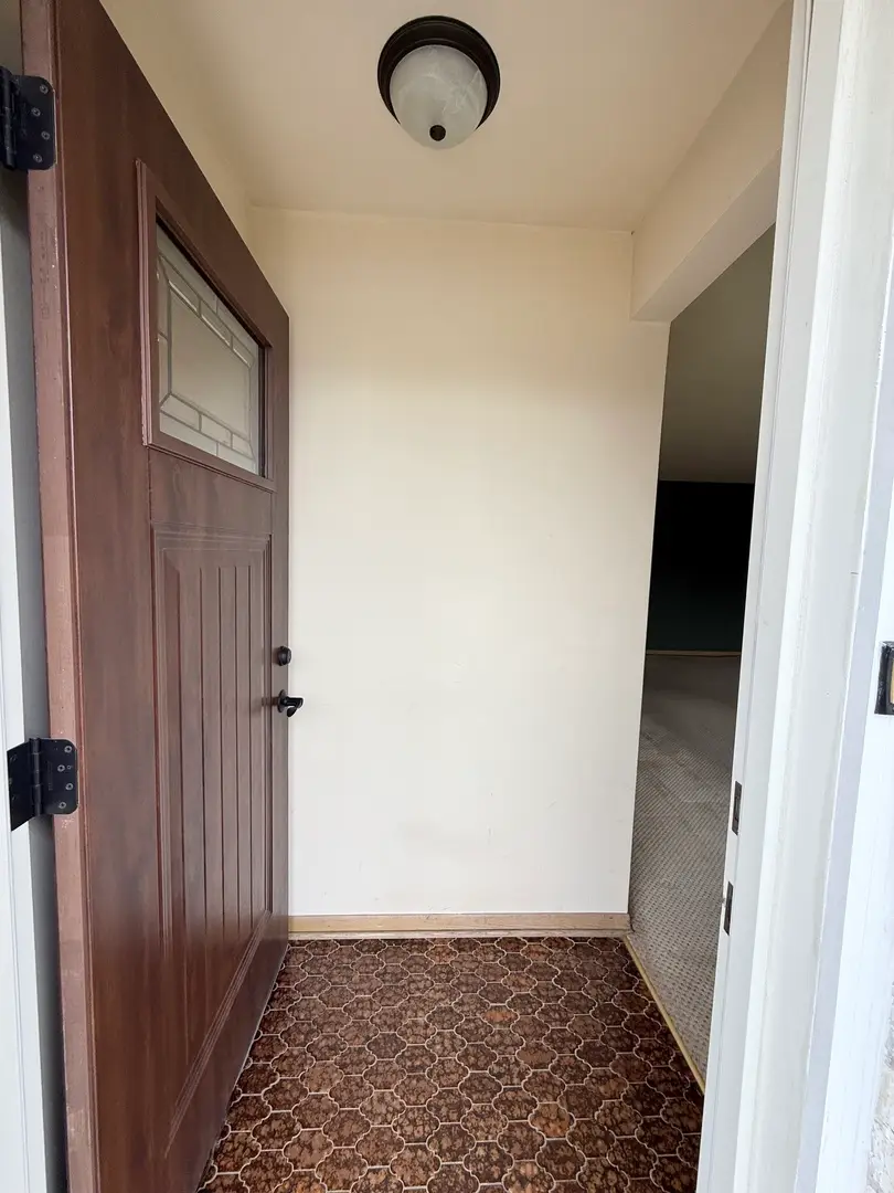 2656 W 98th Place, Evergreen Park, IL 60805 - Image #3