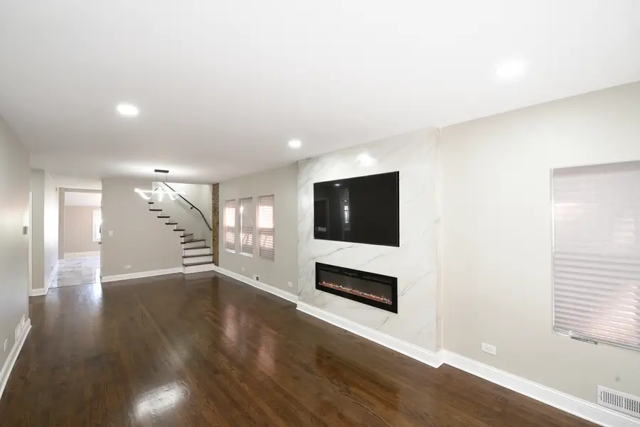 411 N Leamington Avenue, Chicago, IL 60644 - Image #3