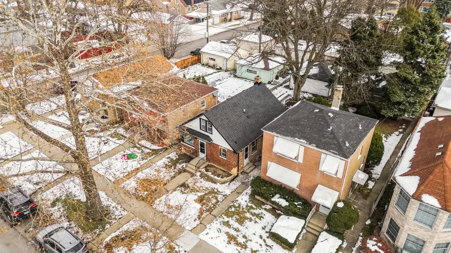 3605 Harvey Avenue, Berwyn, IL 60402 - Image #2