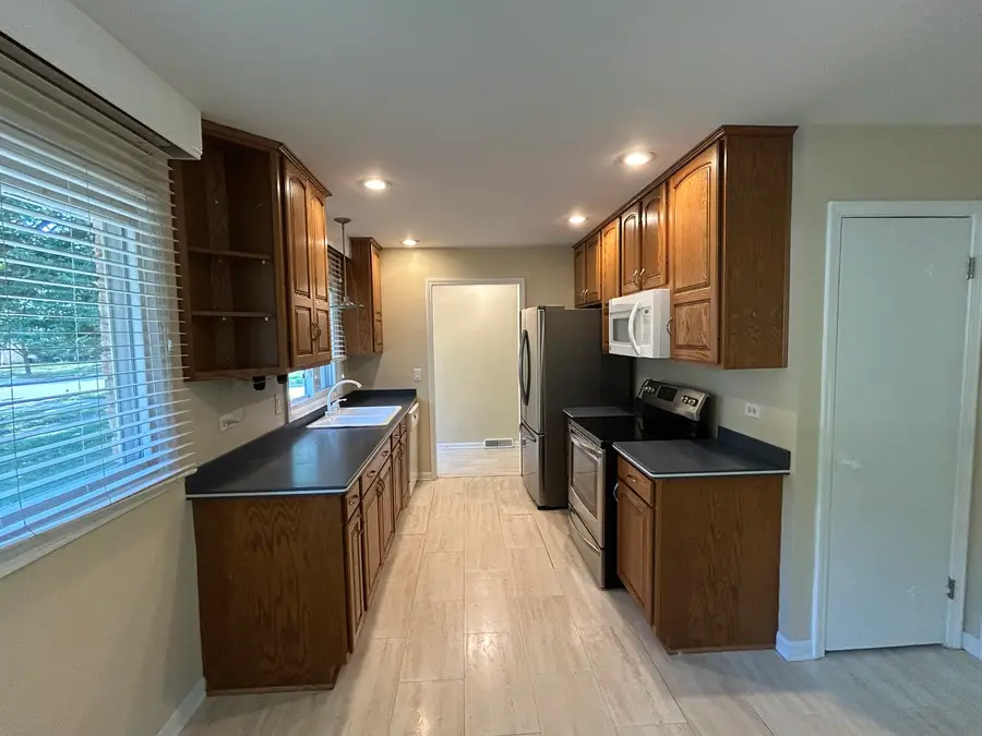 538 S 7th Street, West Dundee, IL 60118 - Image #3