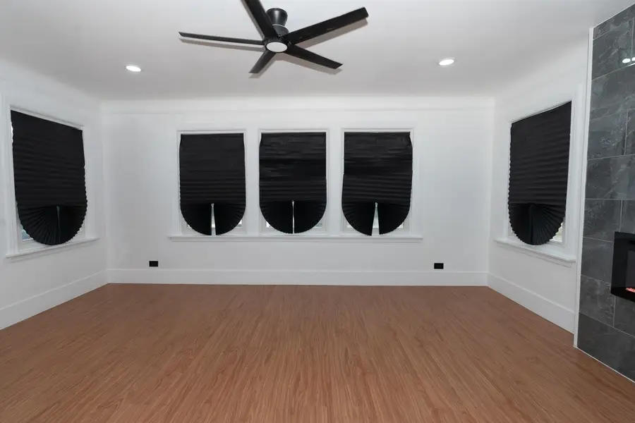 40 W 81st Street, Chicago, IL 60620 - Image #2