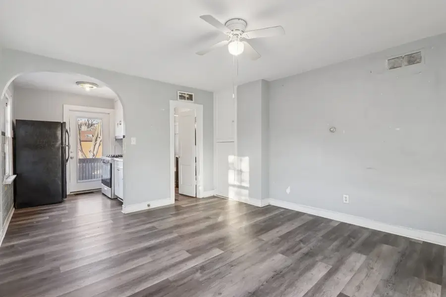 139 E Todd Avenue, Woodstock, IL 60098 - Image #2