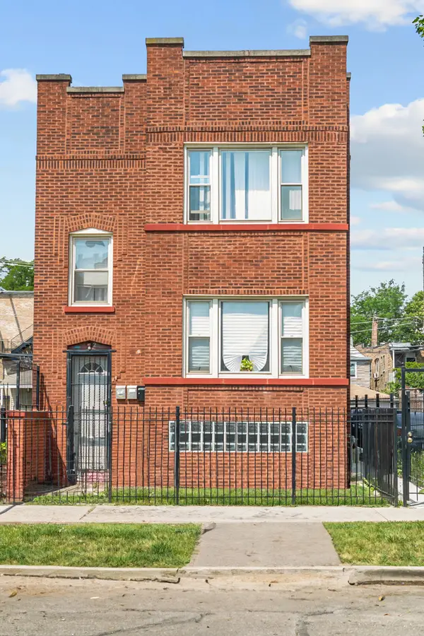 206 N Leamington Avenue, Chicago, IL 60644