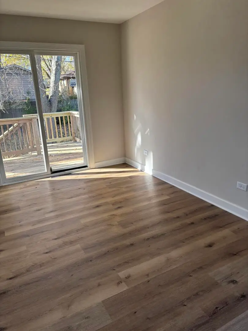 613 S Broadway Street, McHenry, IL 60050 - Image #3