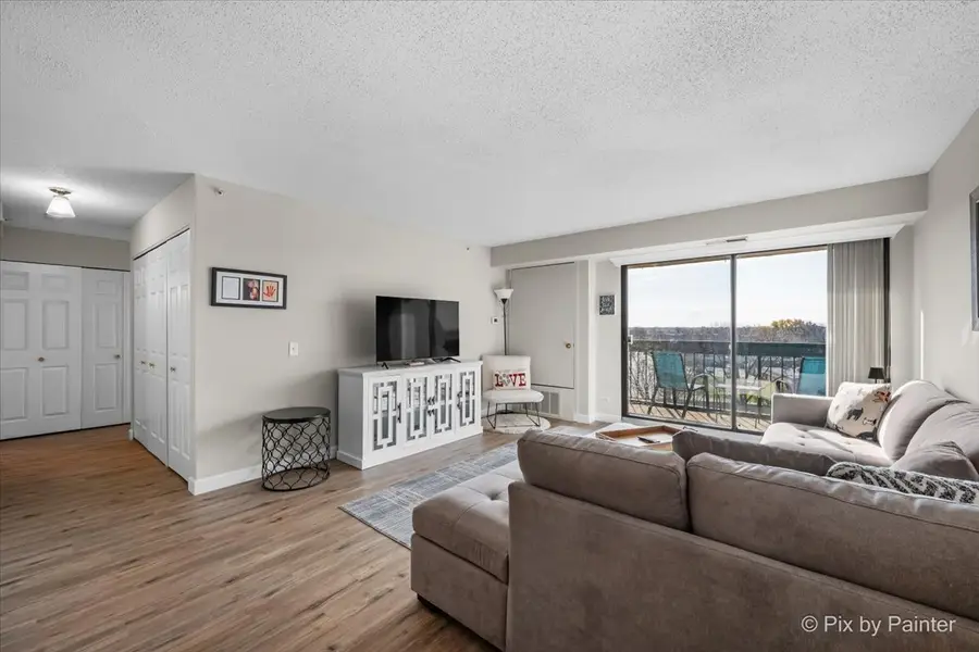 1840 Huntington Boulevard #BW608, Hoffman Estates, IL 60169 - Image #3