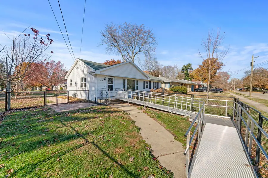 1474 S Carroll Avenue, Freeport, IL 61032 - Image #3