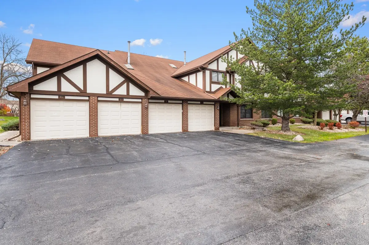 906 E Steger Road #5, Crete, IL 60417 - Image #1