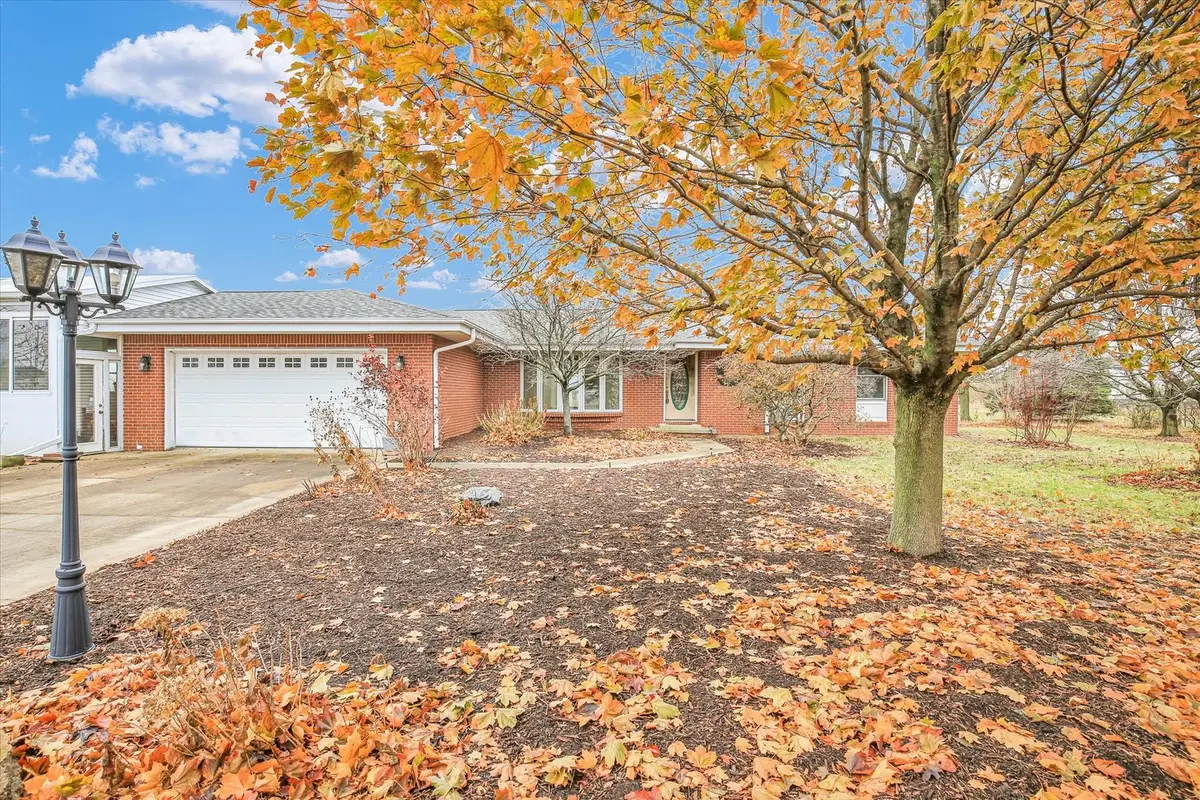 1753 Cr 1550 N, Urbana, IL 61801 - Image #1