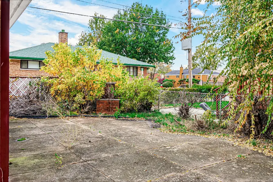 10906 S Wallace Street, Chicago, IL 60628 - Image #3