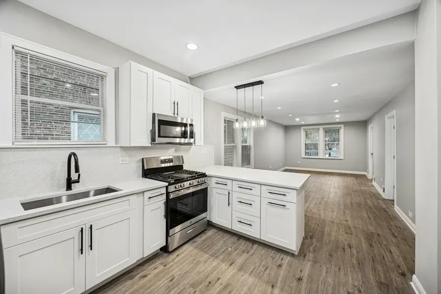 5533 W 63rd Place, Chicago, IL 60638 - Image #2