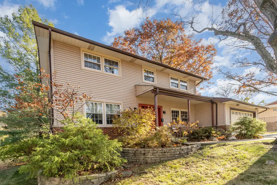 5735 Dearborn Parkway, Downers Grove, IL 60516 - Image #2