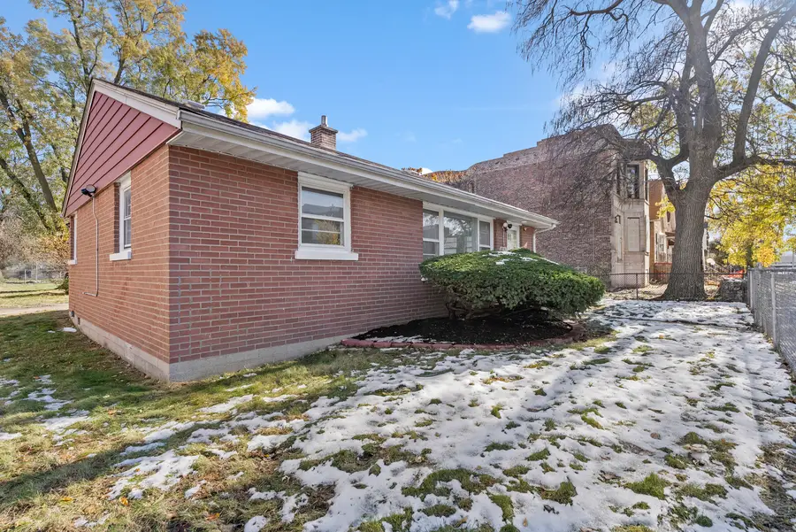 6813 S Champlain Avenue, Chicago, IL 60637 - Image #3