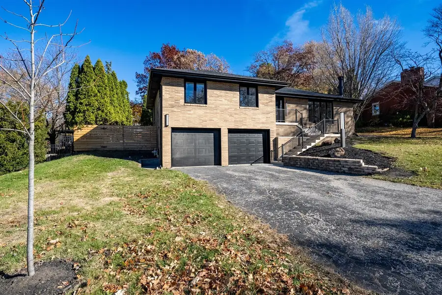 204 Parkview Drive, Bloomington, IL 61701 - Image #2