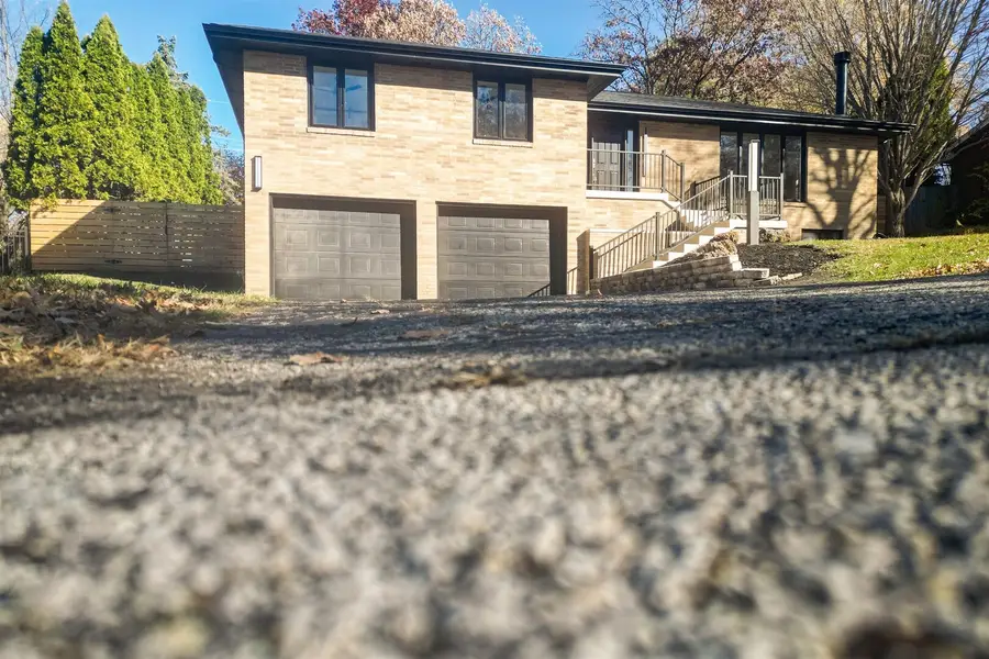 204 Parkview Drive, Bloomington, IL 61701 - Image #3