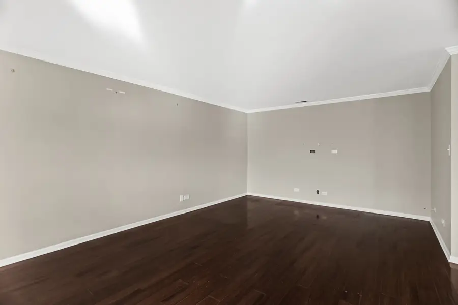 701 Lake Hinsdale Drive #G-202, Willowbrook, IL 60527 - Image #3