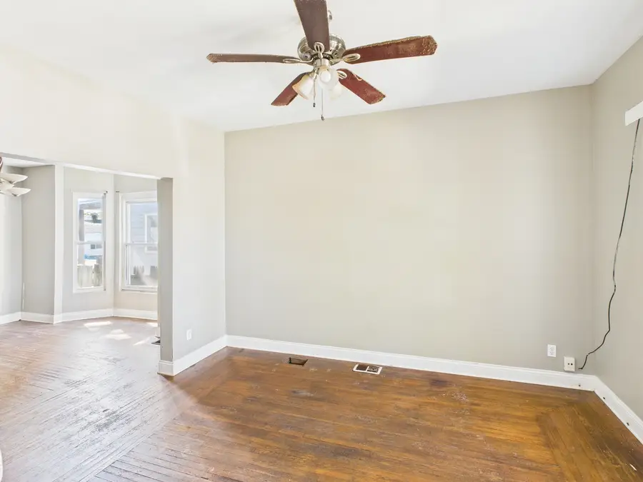 3411 W 63rd Place, Chicago, IL 60629 - Image #2