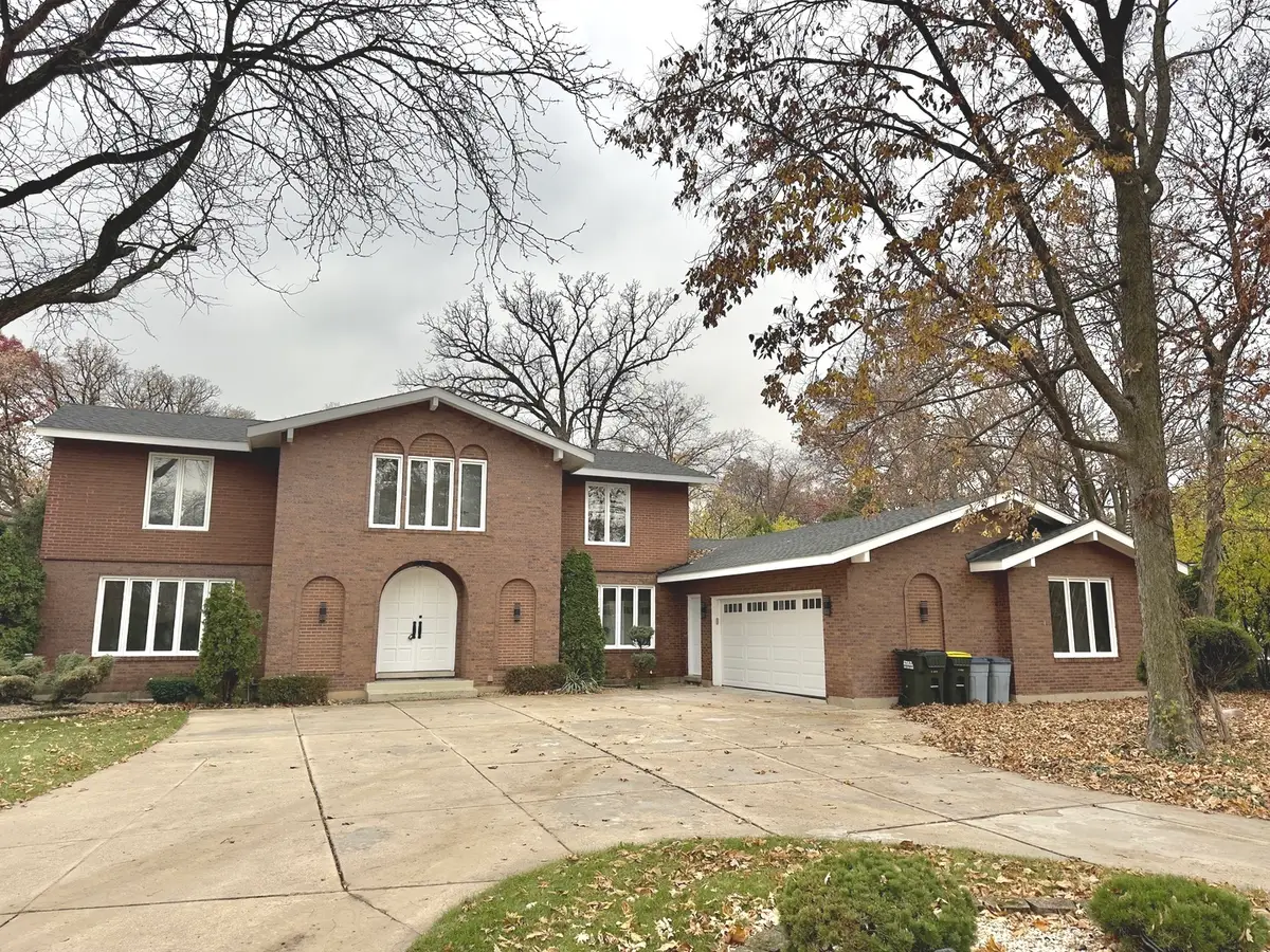 806 Wildwood Court, Oak Brook, IL 60523 - Image #1