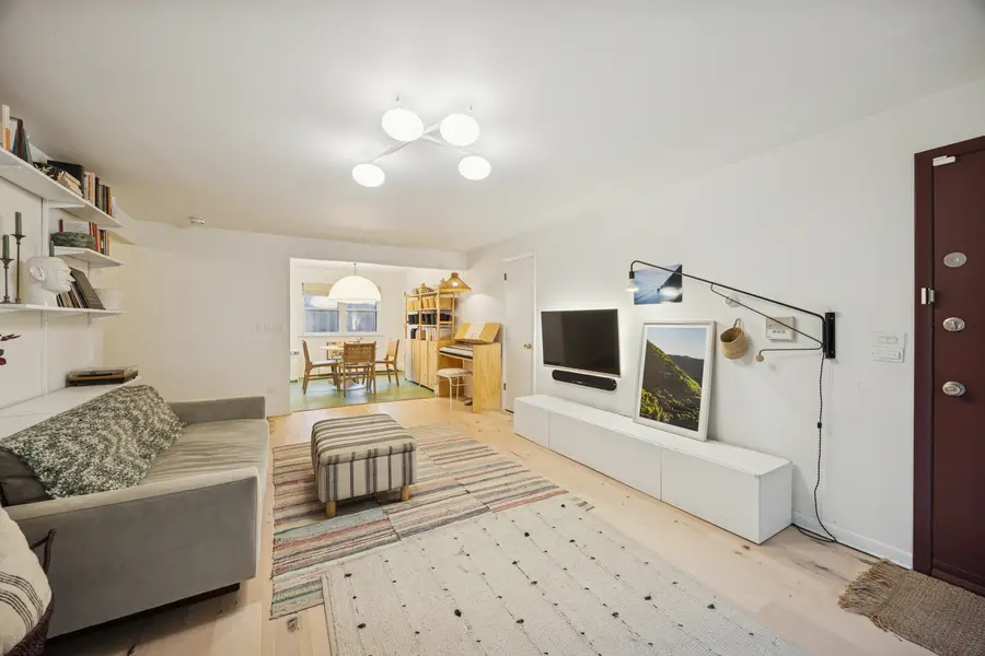 4147 N Kedvale Avenue #1B, Chicago, IL 60641 - Image #3