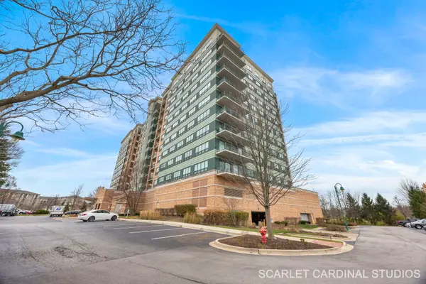 6420 Double Eagle Drive #712, Woodridge, IL 60517