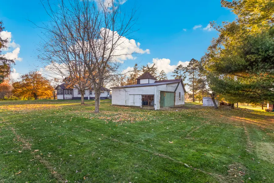 1737 N Brinton Avenue, Dixon, IL 61021 - Image #3