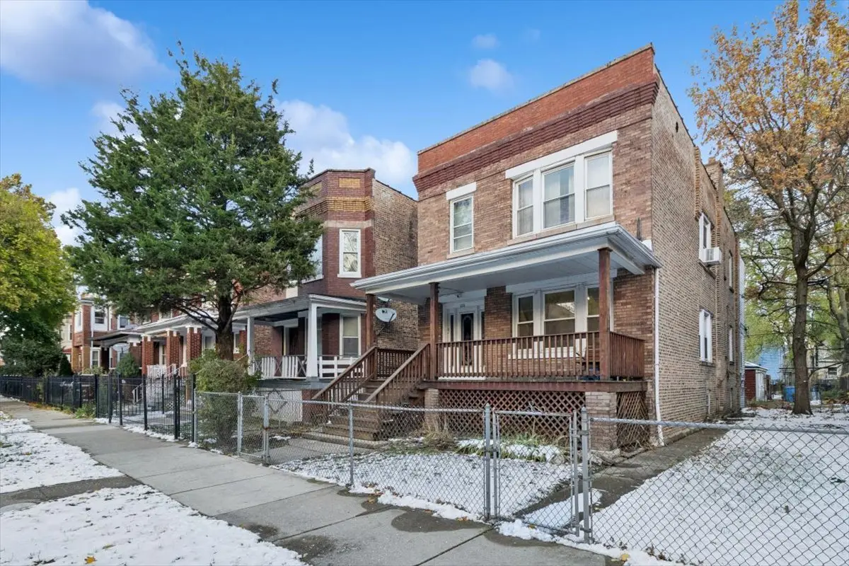 825 N Leclaire Avenue, Chicago, IL 60651 - Image #1