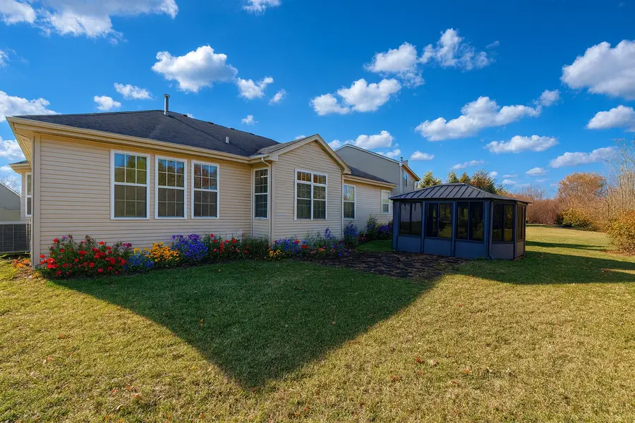 1255 Waterfront Lane, Pingree Grove, IL 60140 - Image #2