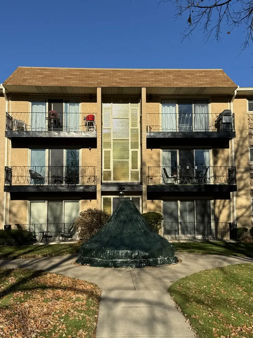 6875 N Northwest Highway #1D, Chicago, IL 60631 - Image #1