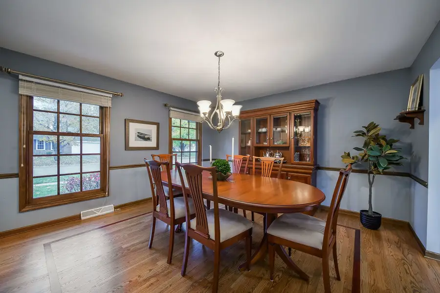 747 Redwing Drive, Geneva, IL 60134 - Image #2