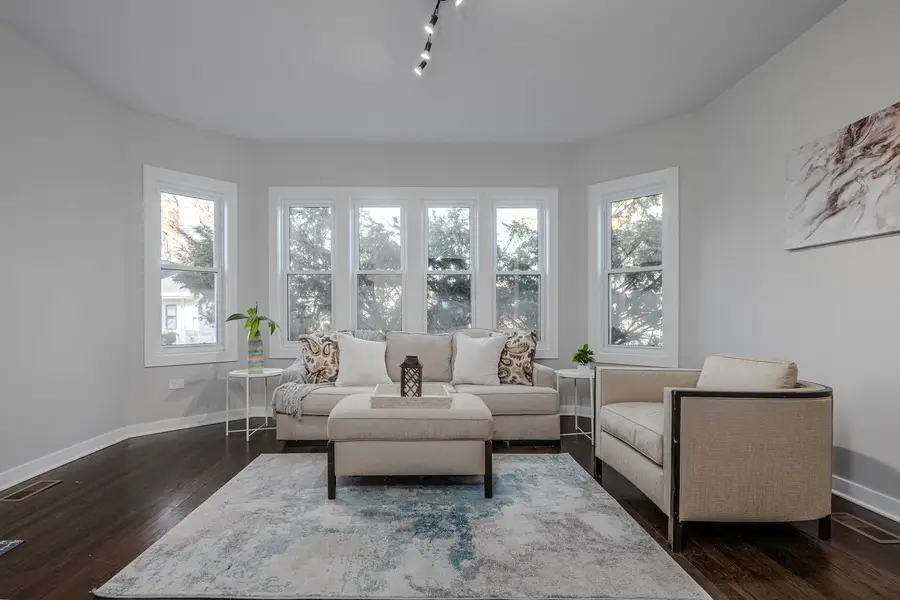 1205 W 97th Place, Chicago, IL 60643 - Image #2